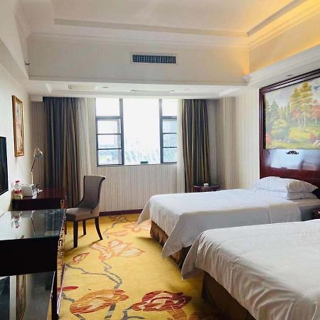 Vienna Hotel Foshan Nanhai City Square ภายนอก รูปภาพ