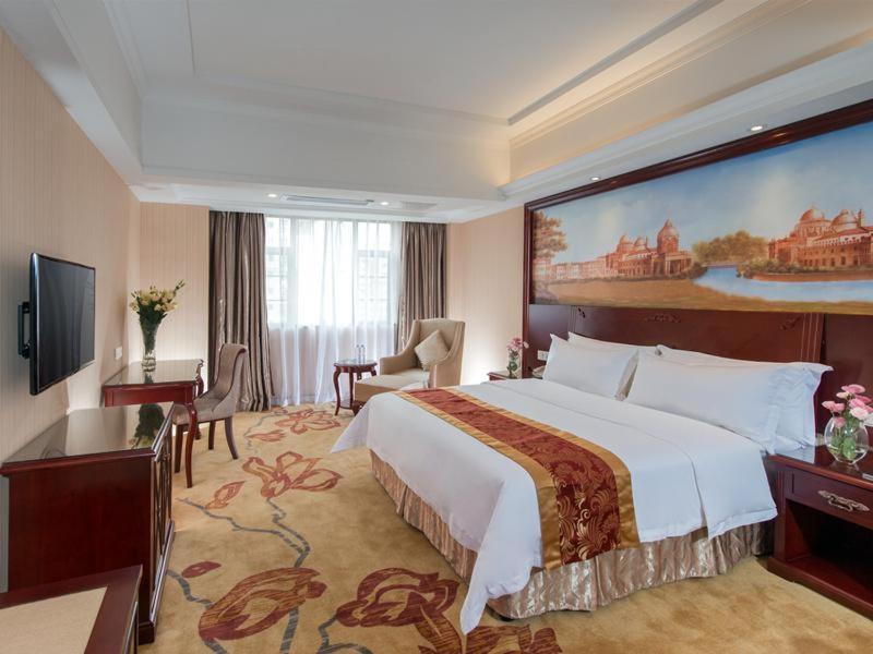 Vienna Hotel Foshan Nanhai City Square ภายนอก รูปภาพ