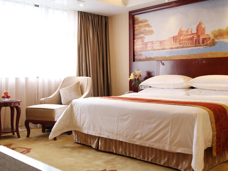 Vienna Hotel Foshan Nanhai City Square ภายนอก รูปภาพ