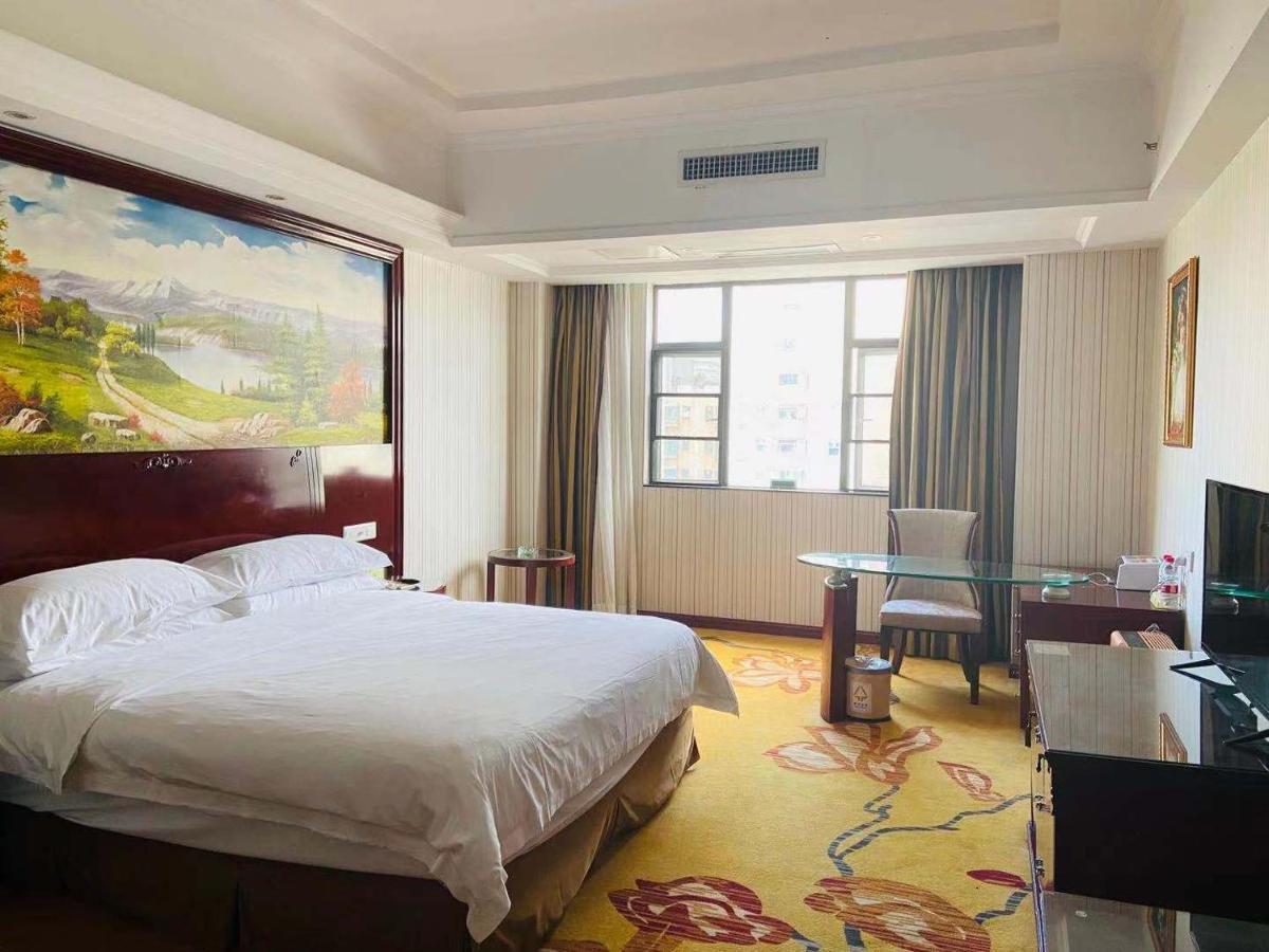Vienna Hotel Foshan Nanhai City Square ภายนอก รูปภาพ