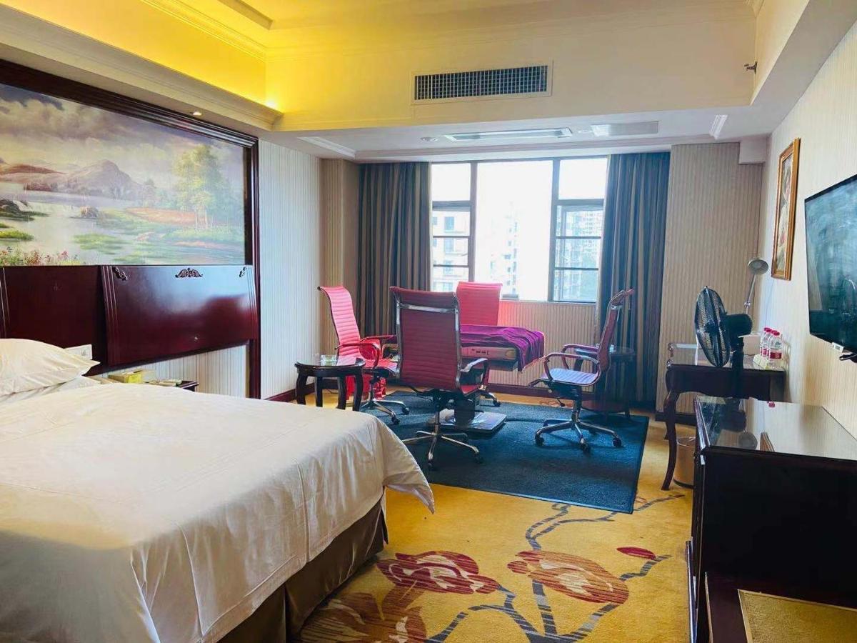 Vienna Hotel Foshan Nanhai City Square ภายนอก รูปภาพ